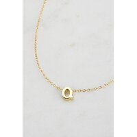 Zafino Letter Necklace - Gold Q