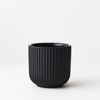 Floral Interiors Annix Pot - Black