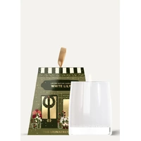 The Aromatherapy Co. Festive Candle - White Lily
