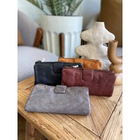 Rugged Hide Daisy Leather Wallet