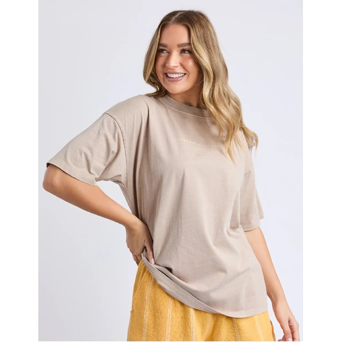 Foxwood Captain Tee - Brown