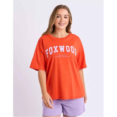 Foxwood Interval Tee = Grenadine/Lilac
