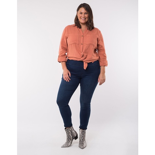 Elm Embrace Izzy Jegging - Denim [Size: 22]