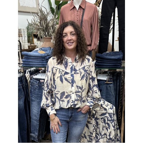 Delilah Floral L/S Shirt - Cream/Blue