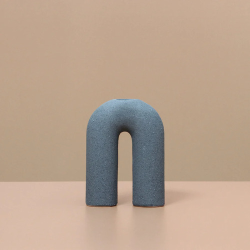 Indigo Love Collectors Halley Candlestand Medium - Matt Black