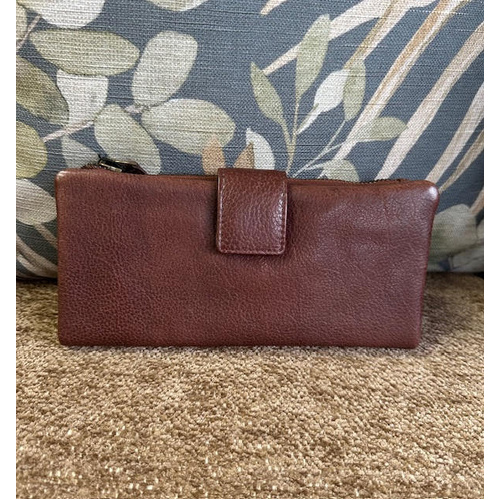 Rugged Hide Daisy Leather Wallet - Brown