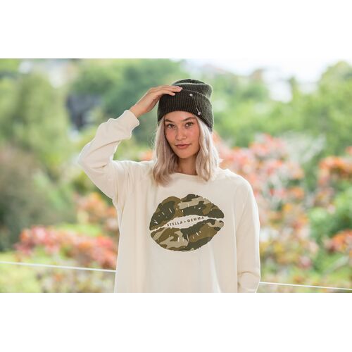 Stella+Gemma-Alabaster Camo Lips Sweater-White Asparagus [Size: 10]